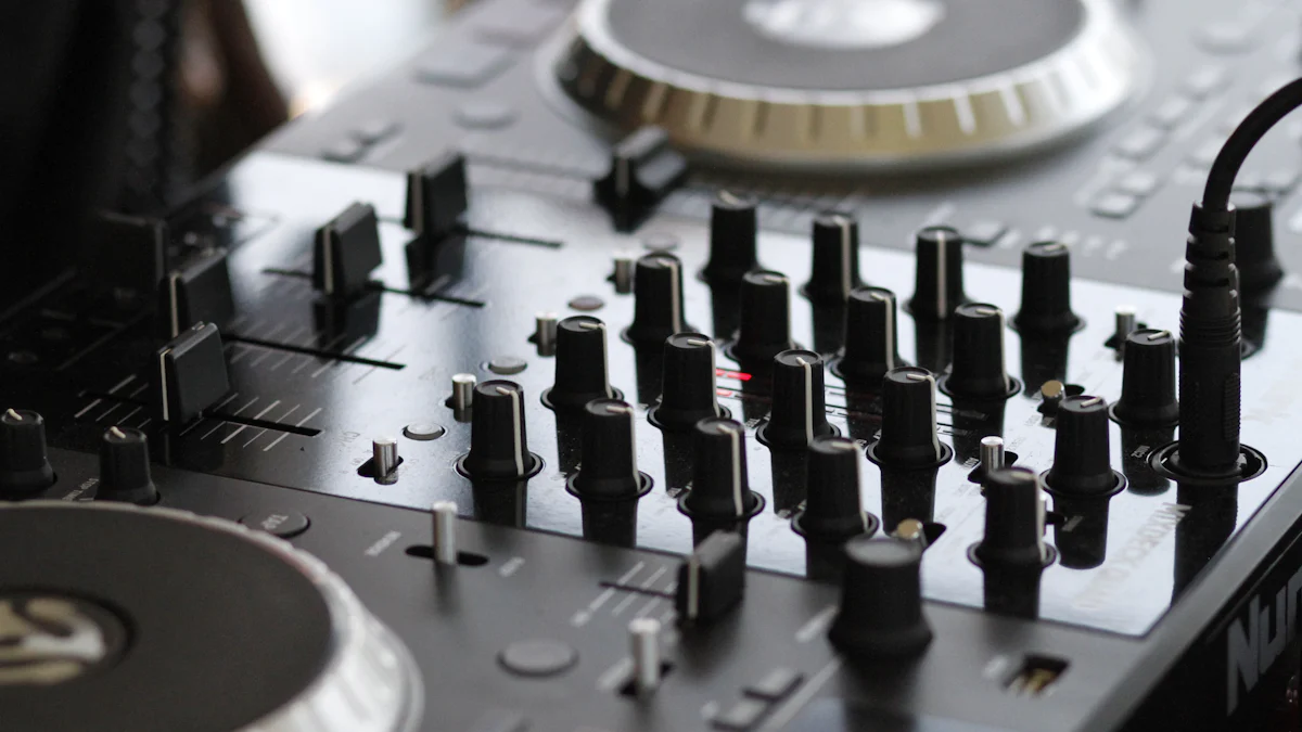 Основные характеристики ADF4159CCPZ-RL7