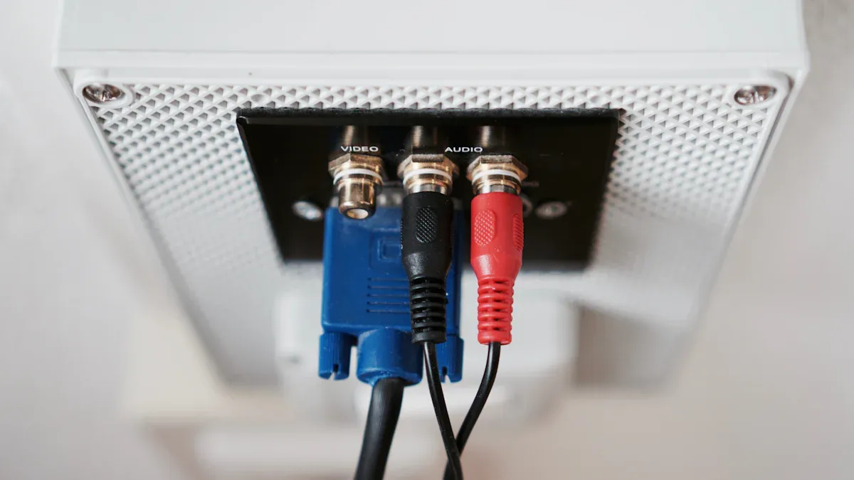 Overview of MAX3232ESE Level Converter